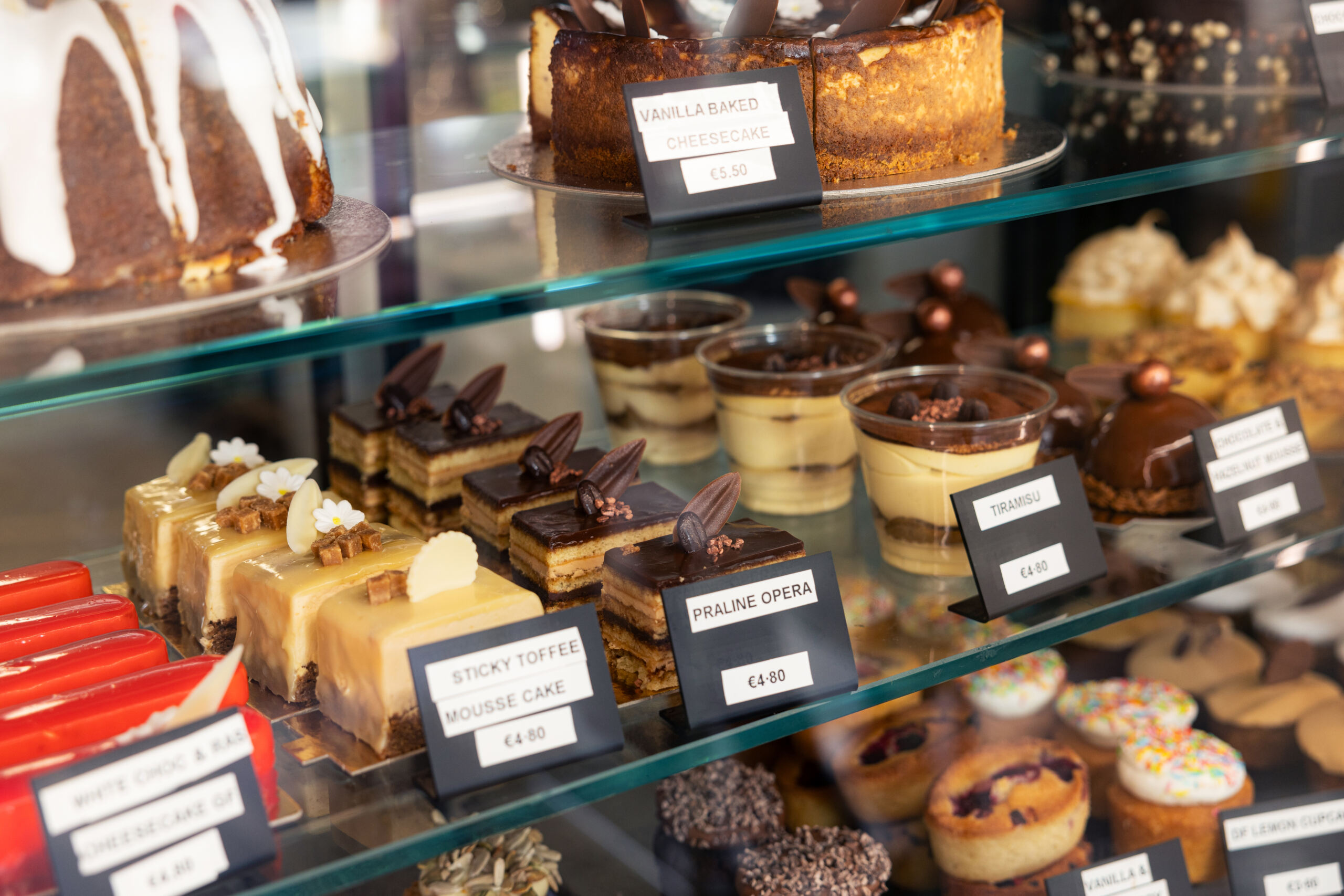 Praline Pastry & Chocolate Cafe